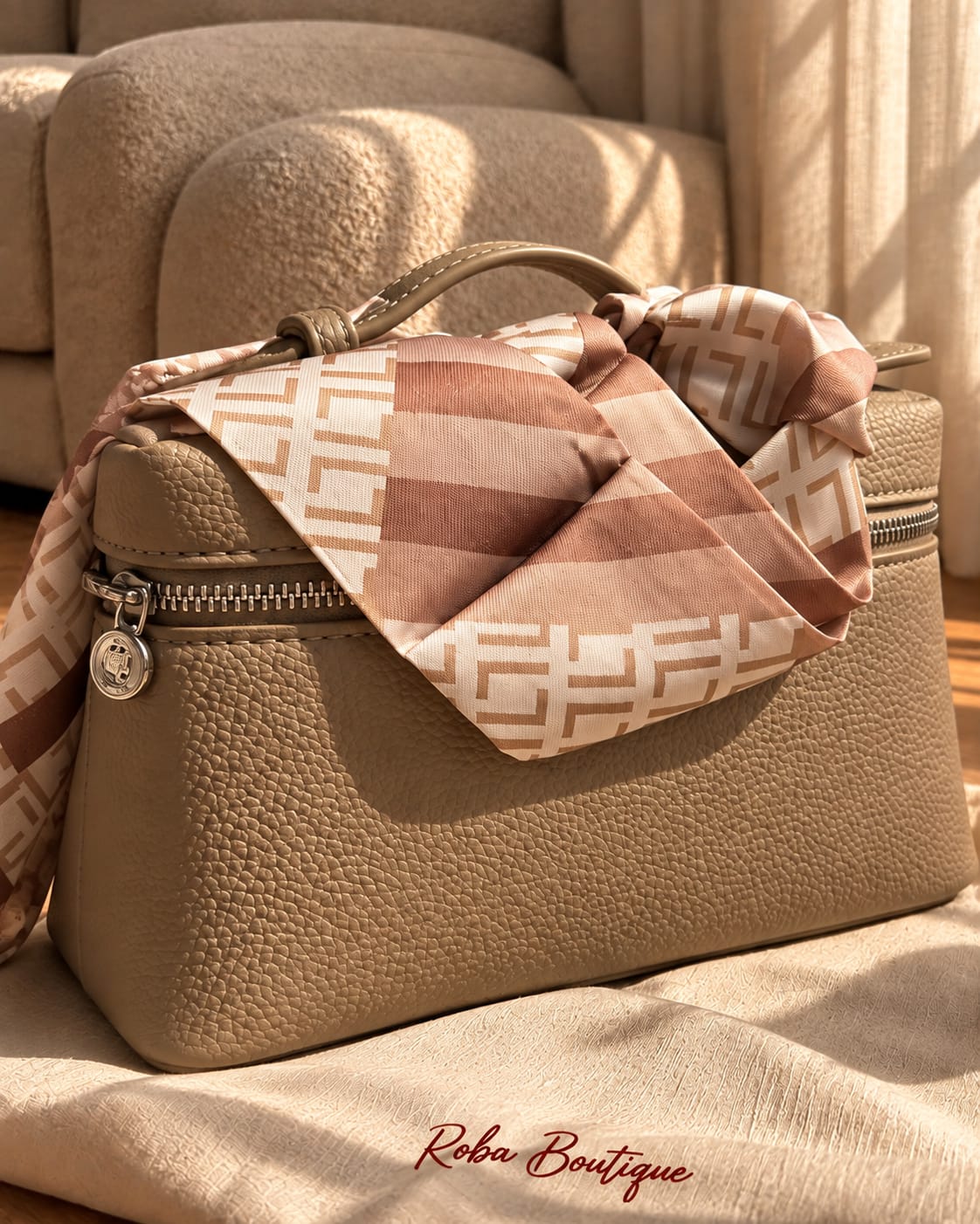 Loro Piana Extra Pocket