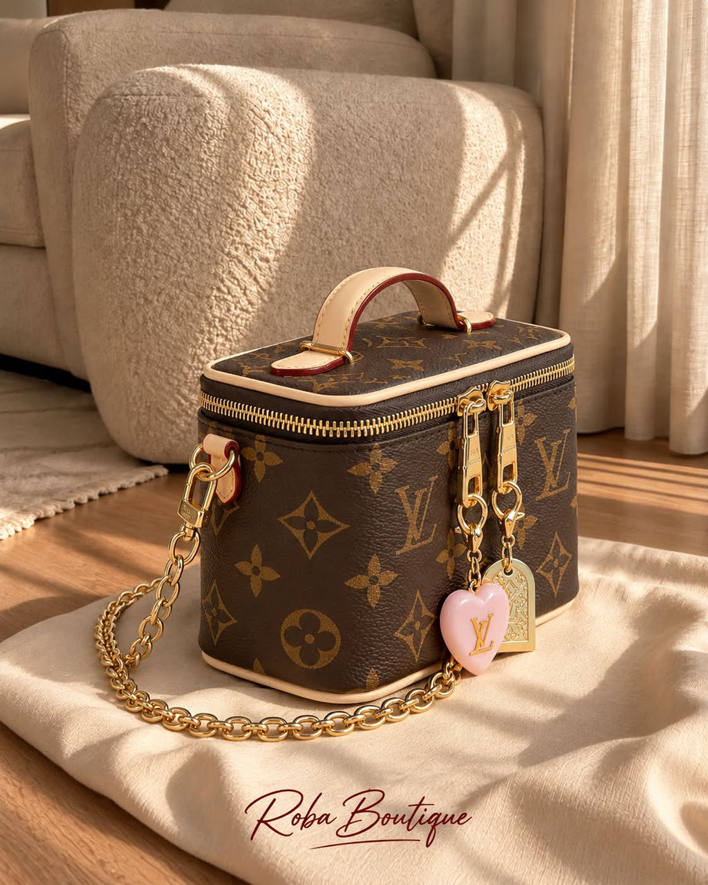 LV Mini Vanity case
