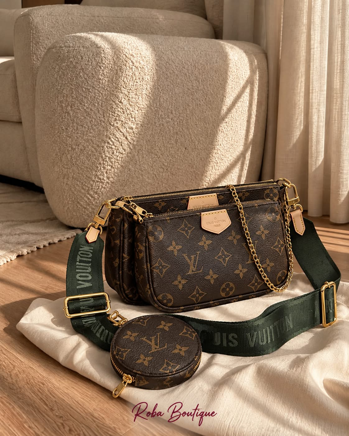 LV Multi Pochette