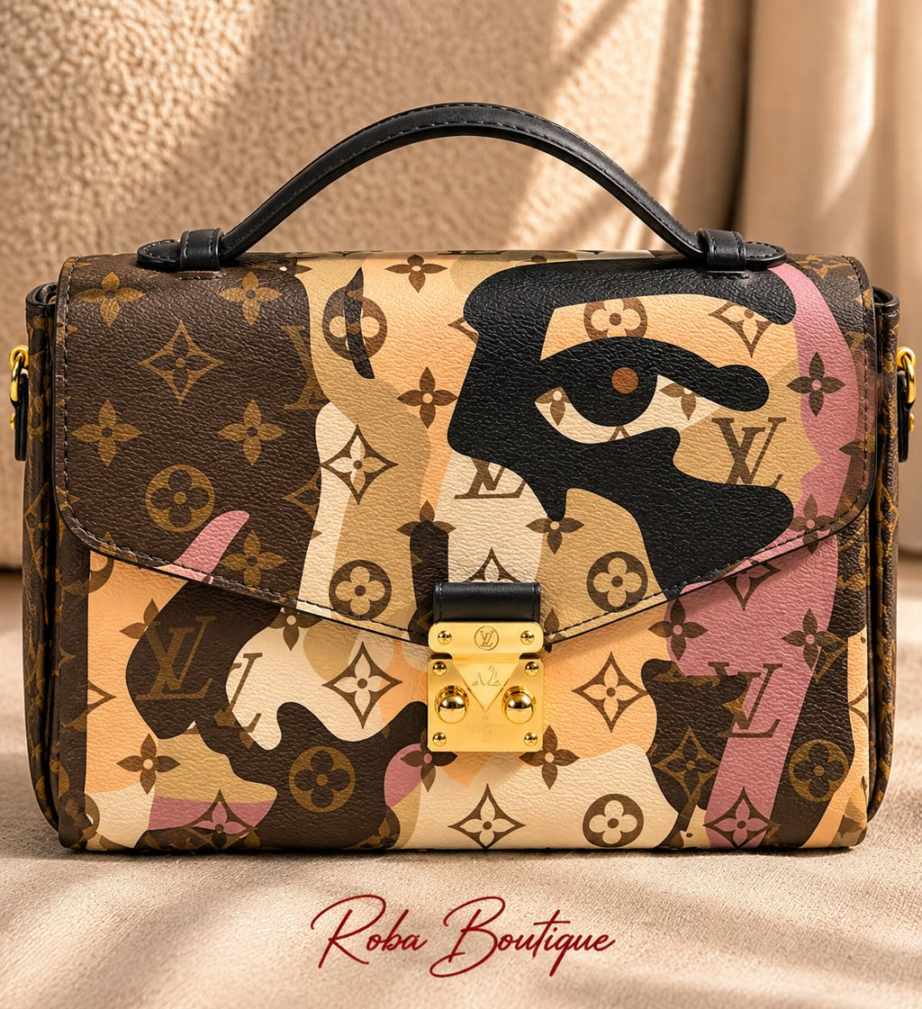 LV Pochette